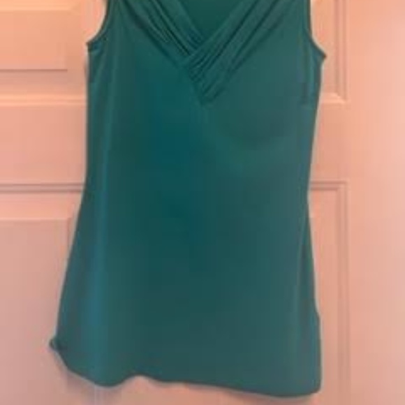 Express Teal tank top V-neck - Picture 2 of 3